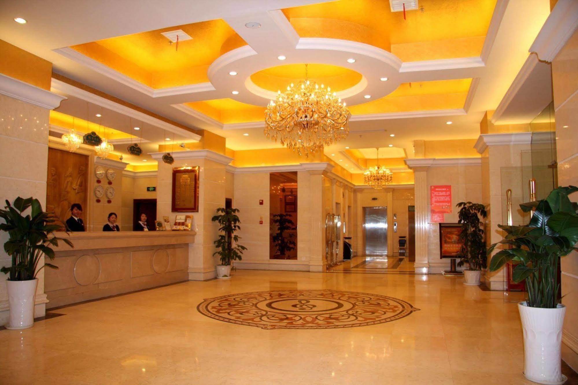 Vienna Hotel Nanchang Ruzi Road Экстерьер фото